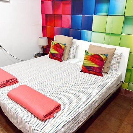 Rio Hostel Севиля Екстериор снимка