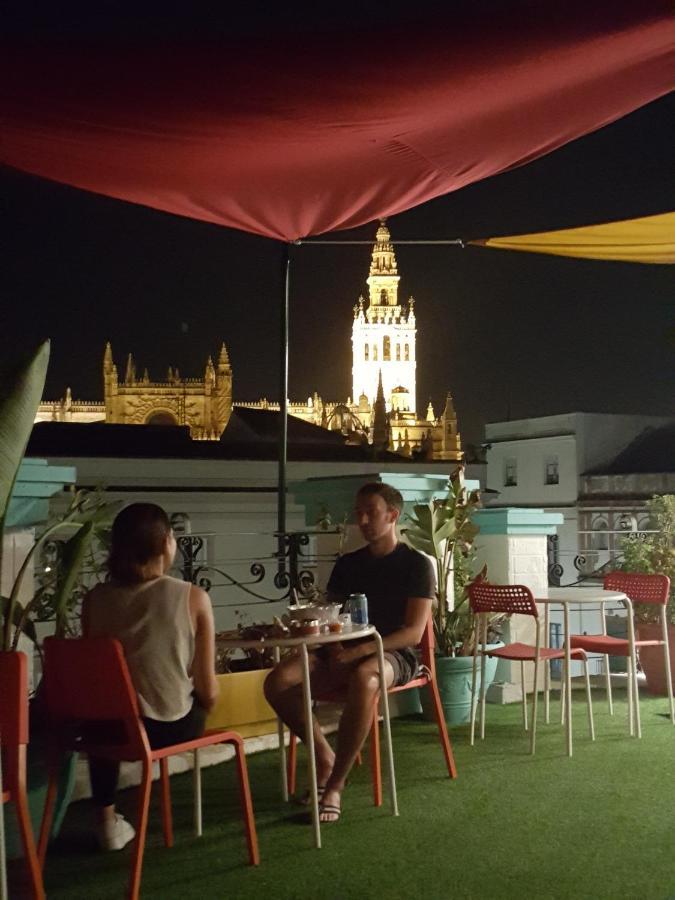 Rio Hostel Севиля Екстериор снимка