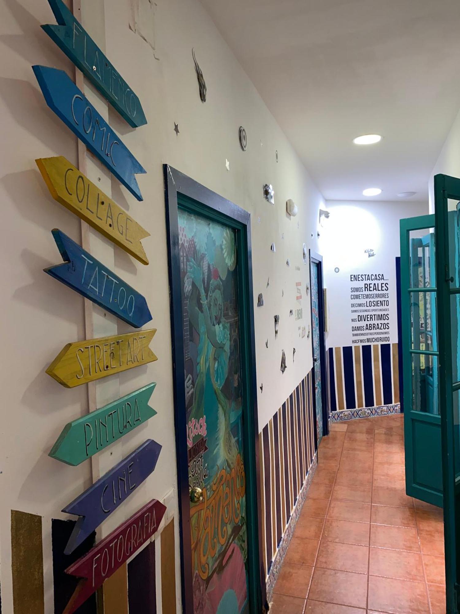 Rio Hostel Севиля Екстериор снимка