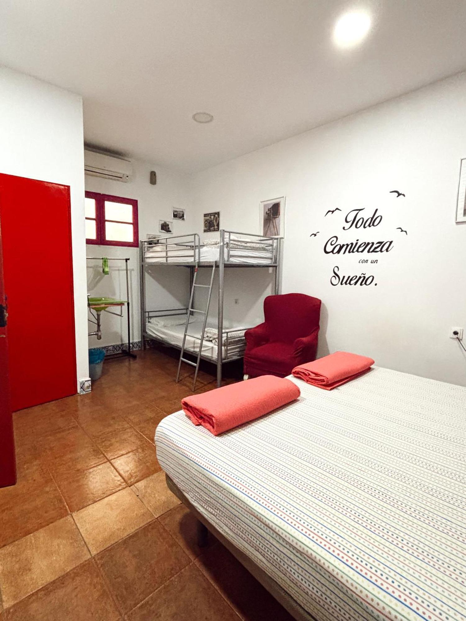 Rio Hostel Севиля Екстериор снимка